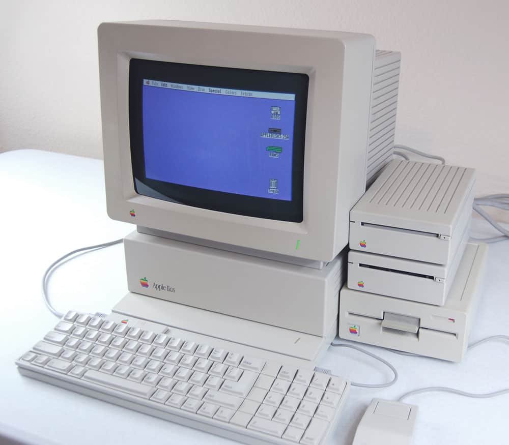 Apple IIGS running Pro DOS 16