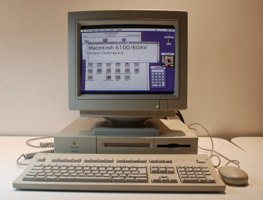 Apple Performa Display and Power Macintosh 6100