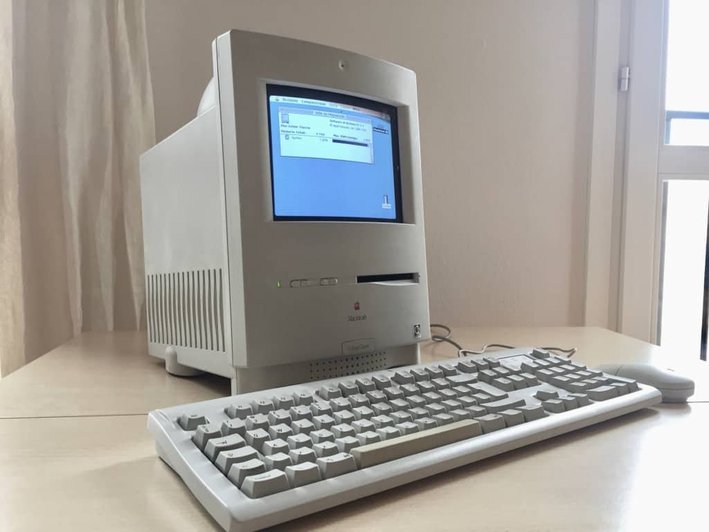 Macintosh Color Classic II Explained - Silicon Features