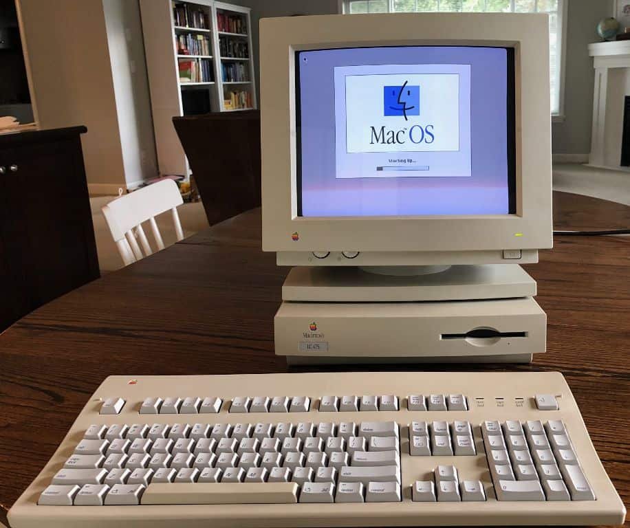 Mac LC 475