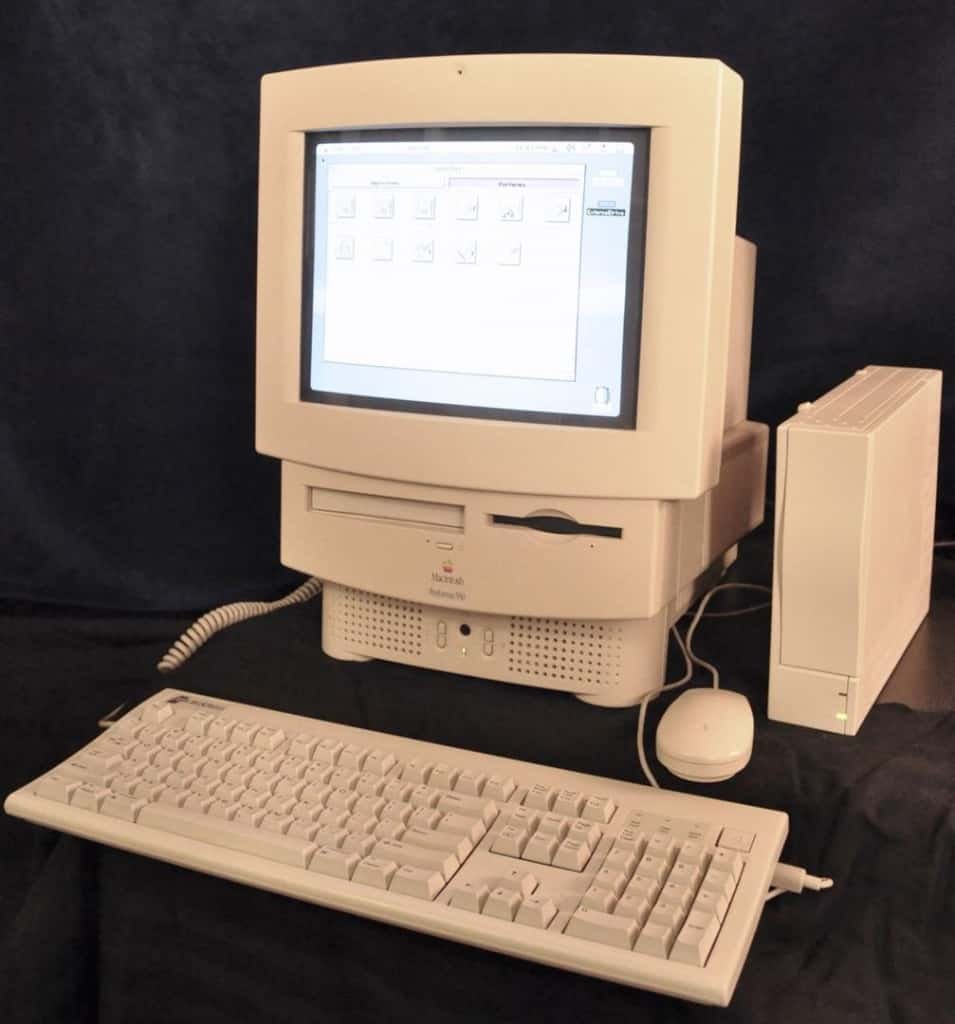 Mac Performa 550