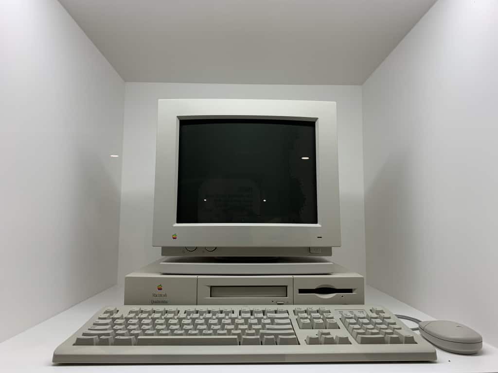 Mac Quadra 660AV