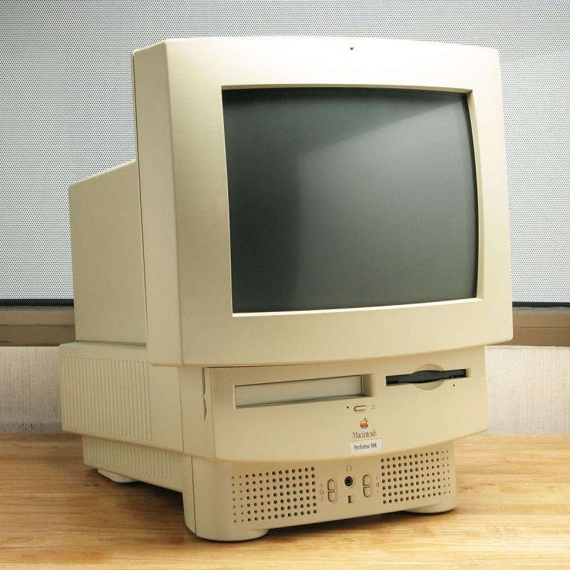 Mac Performa 588CD