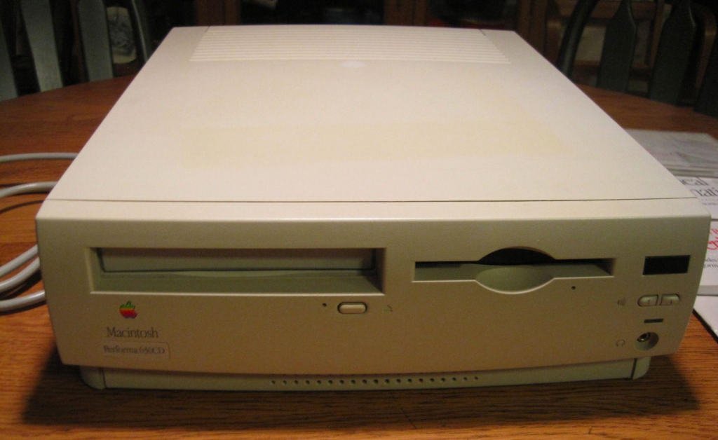 Macintosh Performa 636CD Datasheet - Silicon Features