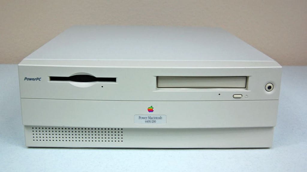 Power Mac 4400/200