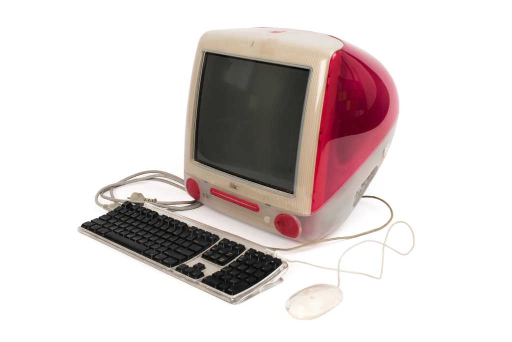 iMac DV Mid 2000 Ruby