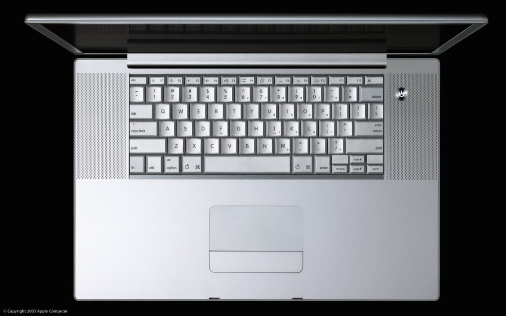 PowerBook G4 17-inch keyboard